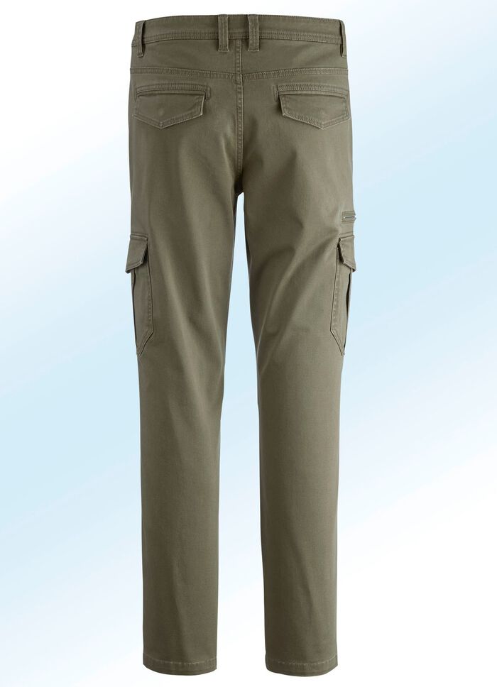 Hose mit Cargotaschen in 3 Farben 