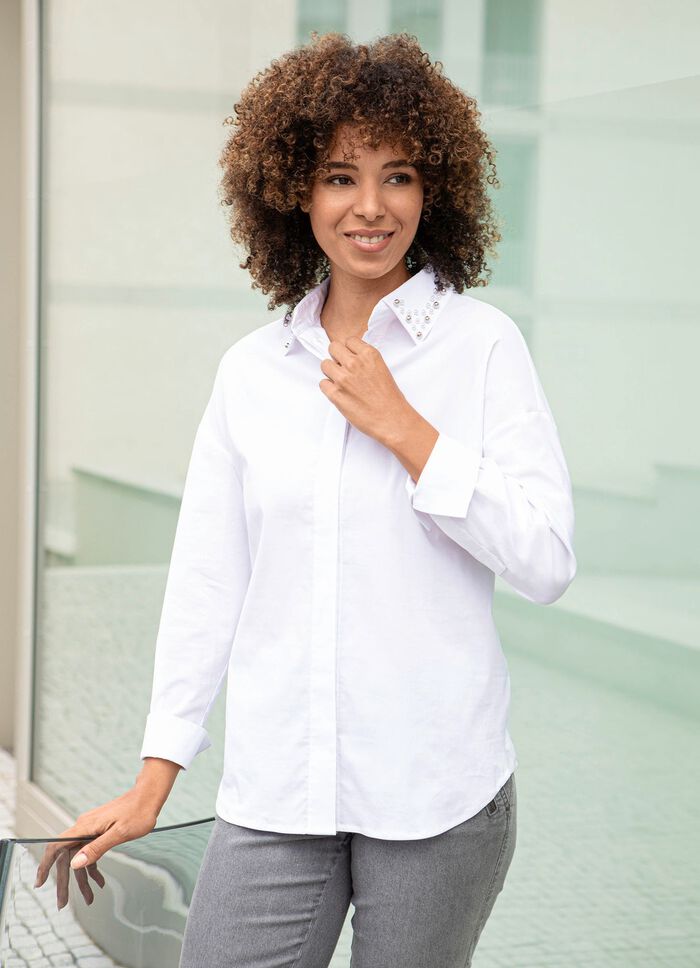 Bluse mit Perlenzier 