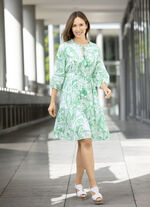 Kleid mit Zierperlen und Quasten 