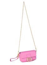 Laurina Tasche mit trendigem Metallschmuck 