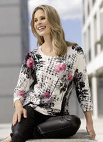Pullover in weichem Feinstrick 