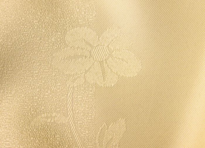 Exquisiter Einzelschal mit edlem Glanz NATUR