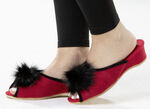 ELENA EDEN Pantolette mit schwarzem Kunstfellpompon ROT