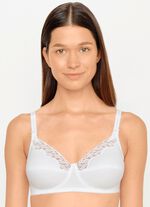 Susa BH aus hautsympathischer Baumwolle mit dekorativer Stickerei am D&eacute;collet&eacute; 