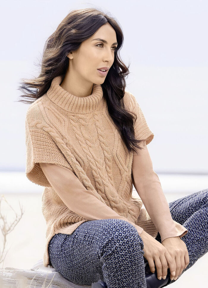 Pullunder in Perlfang mit Zopfmuster CAMEL