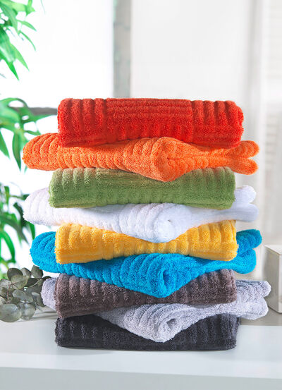 Flauschig weiche Frottier-Serie mit Hoch-Tief-Struktur 
