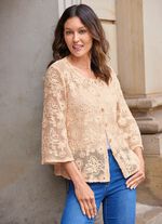 Strickjacke mit Blumen und Schmetterlingen 