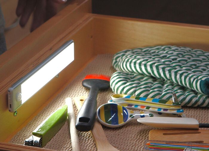 LED-Leuchtleiste von HandyLux mit Bewegungssensor 