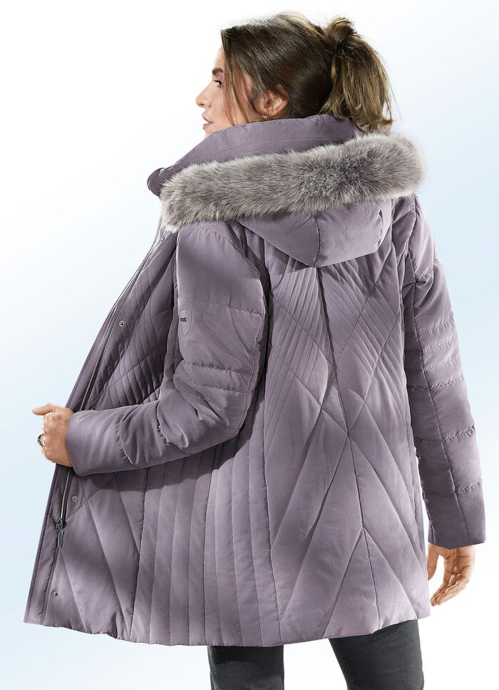 Jacke mit figurbetonendem Stepp 