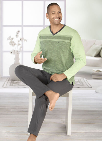 Hajo Klimakomfort Schlafanzug mit V-Ausschnitt  Hajo Klimakomfort Schlafanzug mit V-Ausschnitt