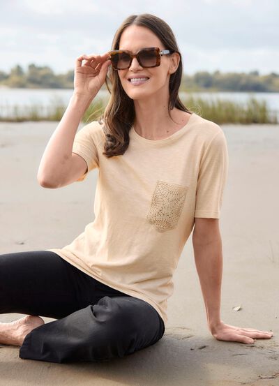 Shirt mit H&auml;kelspitze 