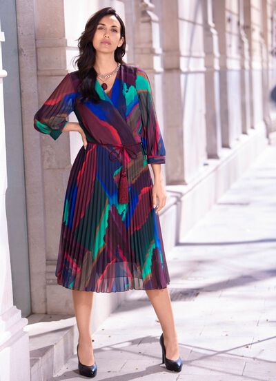 Kleid mit Bindegürtel 