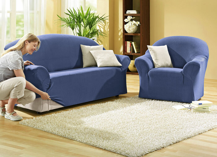 Schützende Stretchbezüge für Sessel und Sofa BLAU