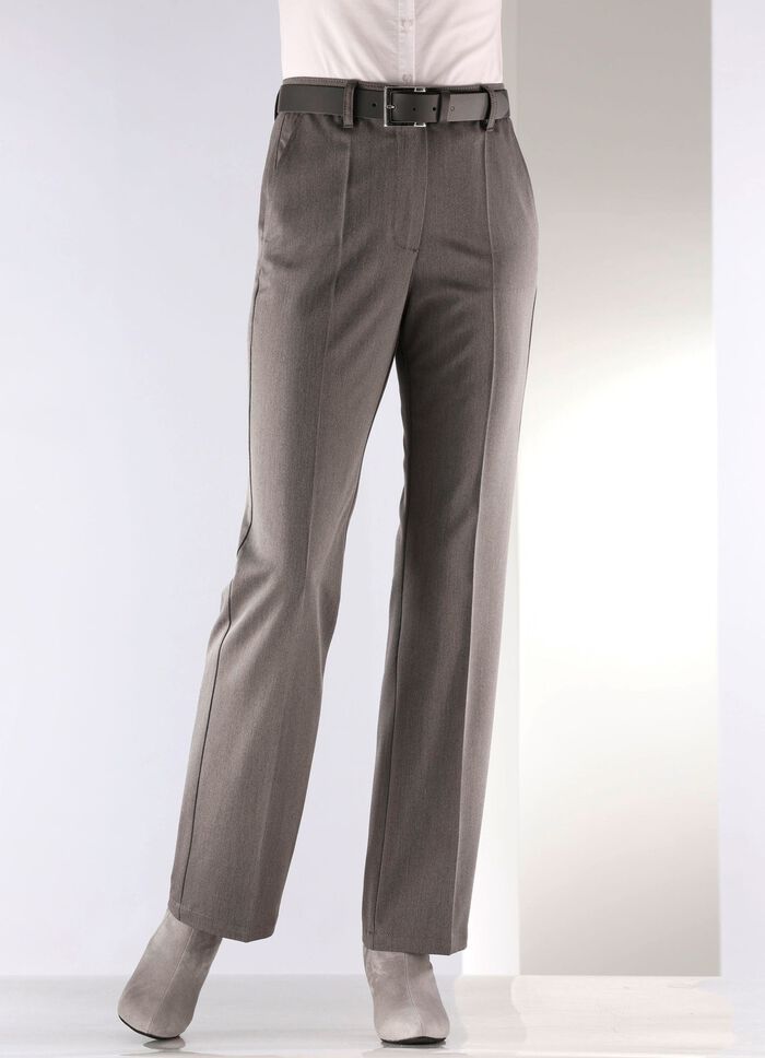 Hose mit r&uuml;ckw&auml;rtigen Dehnbundeins&auml;tzen 