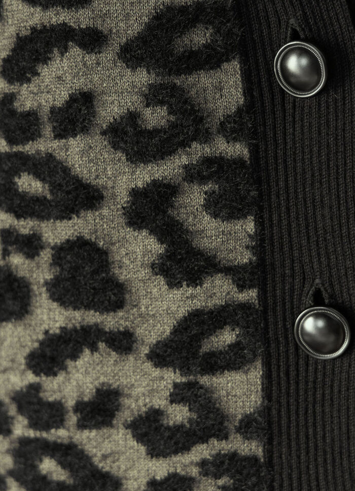 Strickjacke mit hochwertigem haarigem Effektgarn 