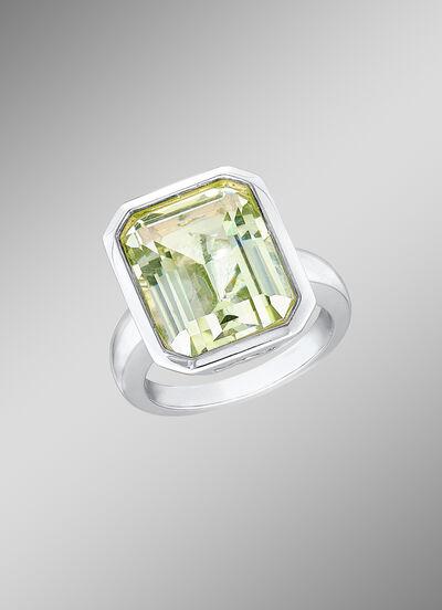 Effektvoller Damenring mit echt grünem Amethyst 