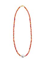 Halskette mit Perlenschimmer und Edelsteinglanz 