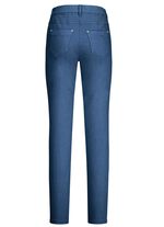 Magic-Jeans mit hohem Stretchanteil 