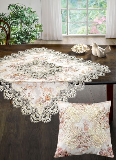Tischdecke von Schäfer mit feinster Macramé-Spitze 