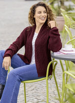 Strickjacke mit Perlfangakzenten 