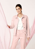 Jeansjacke mit stiltypischen Nähten 