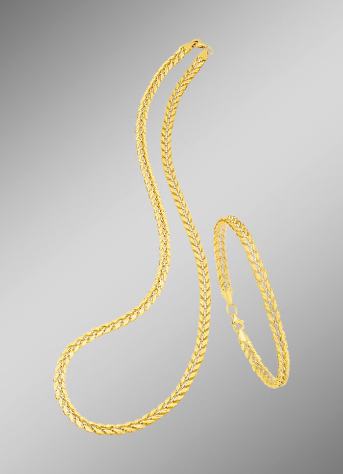 Attraktive Garnitur in Bicolor 