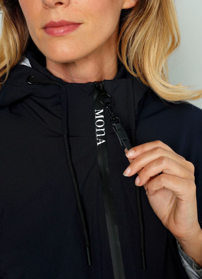 Funktionsjacke mit abnehmbarer Kapuze 