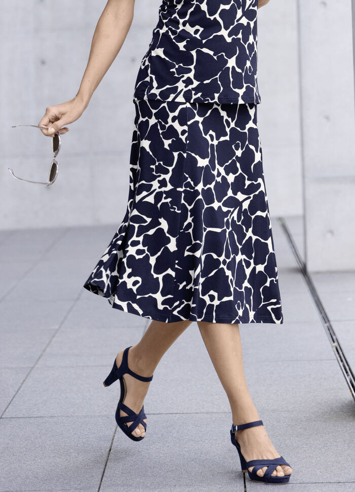 Rock in leicht ausgestellter Form 