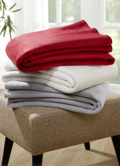 Wohndecke mit Festonstich-Einfassung 