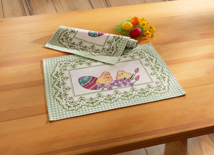 Tisch- und Raumdekoration mit Ostermotiv 