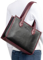 Laurina, Tasche, Damen, aus Leder SCHWARZ-BORDEAUX