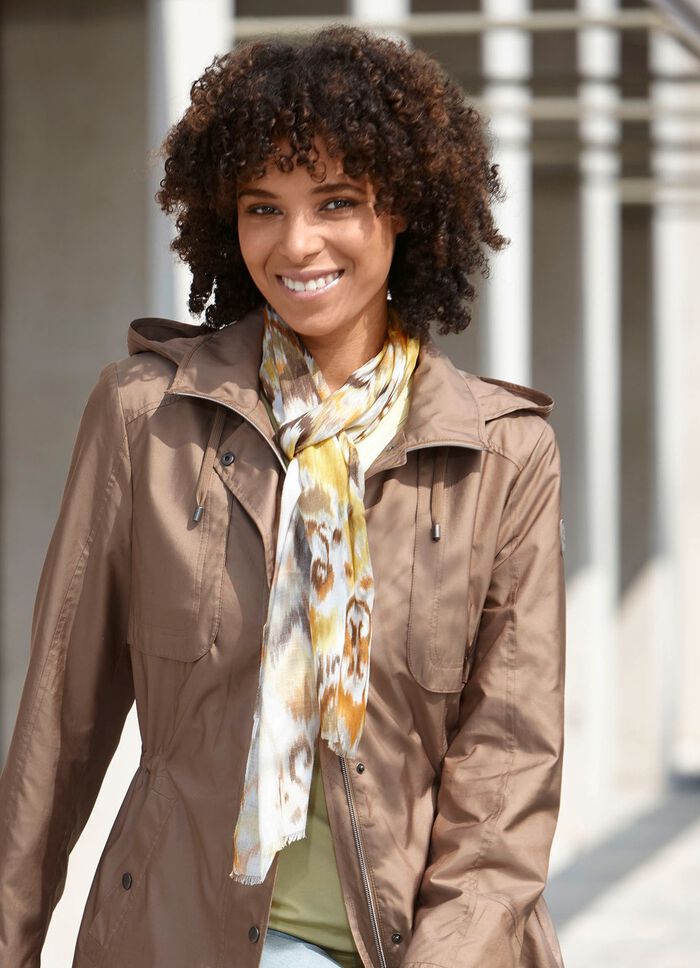 Schal mit Fantasiedessin 