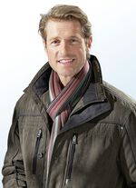 Sch&ouml;ner gestreifter Schal 