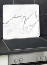 Wandblende aus Glas in Marmor-Optik 