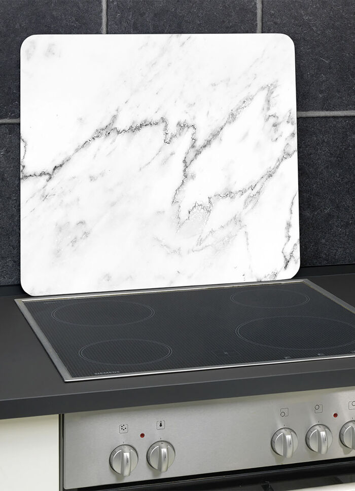 Wandblende aus Glas in Marmor-Optik 