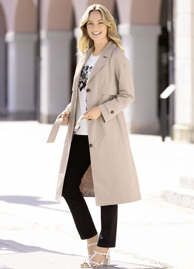 Funktions-Trenchcoat mit Gürtel. 
