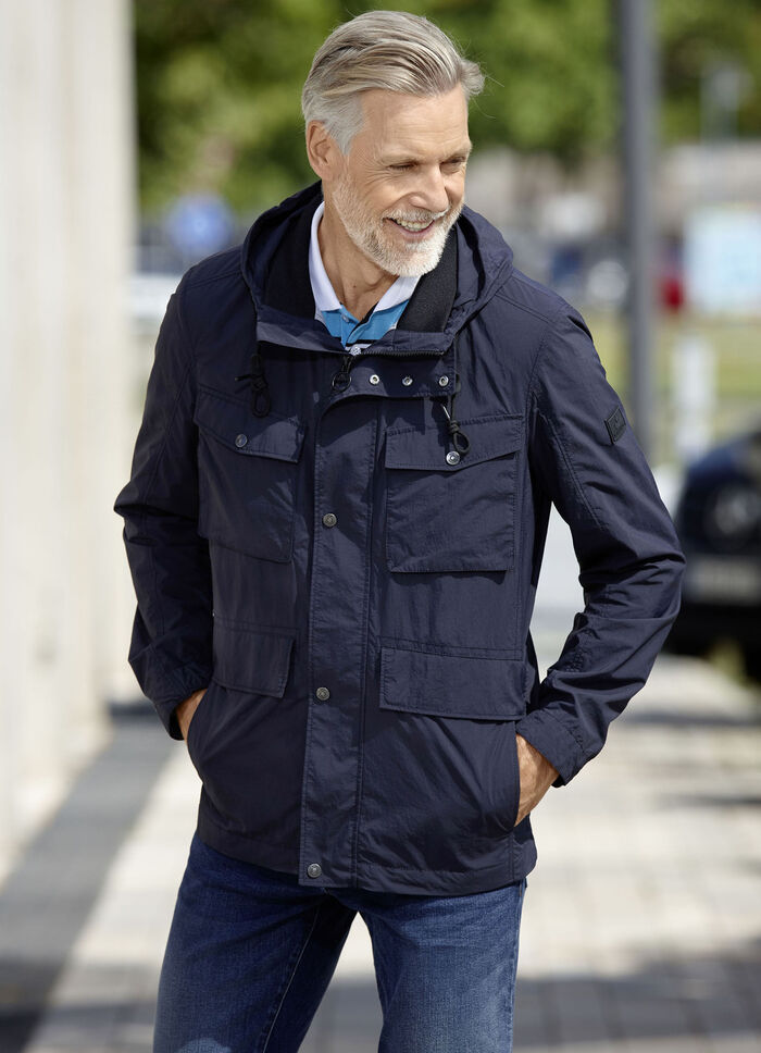 Kurzjacke von «New Canadian» 