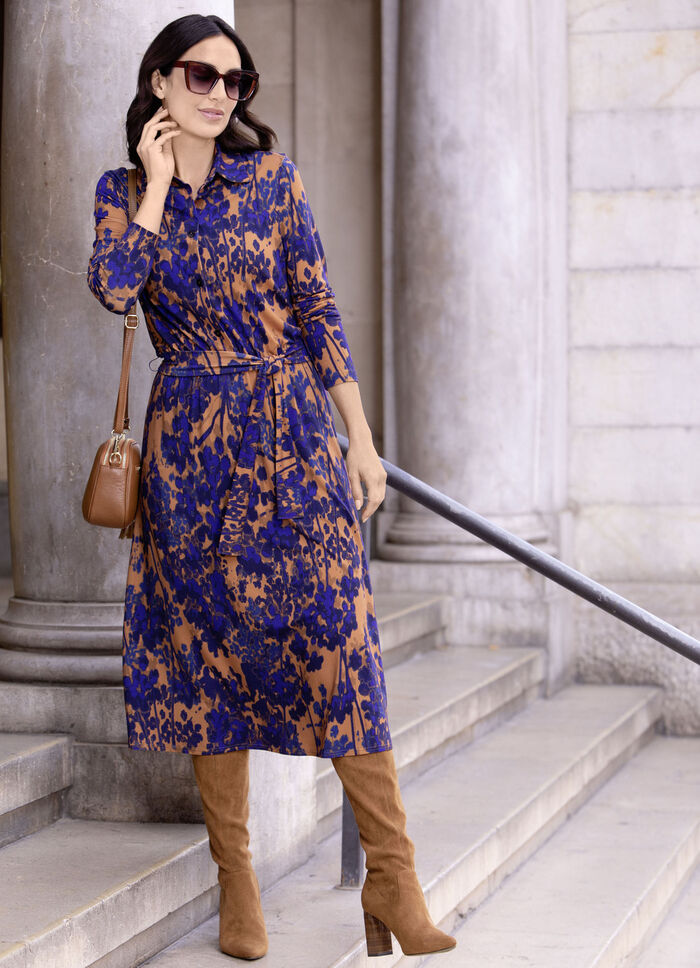 Kleid mit Bindegürtel 