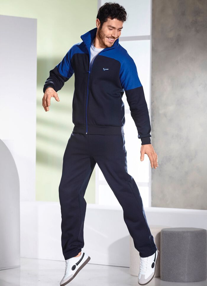 Freizeitanzug mit Seitentaschen 