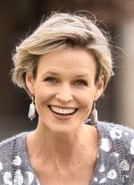 Ohrringe mit mattem Finish 