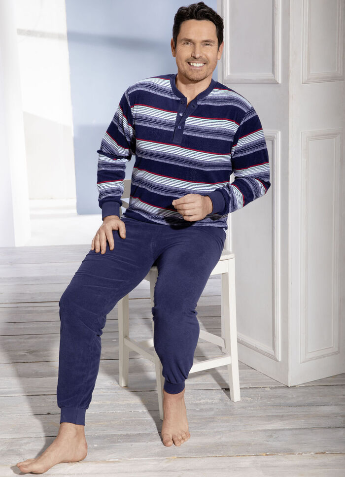 Pyjama aus Frottierstretch, mit Knopfleiste und Bündchenabschlüssen 