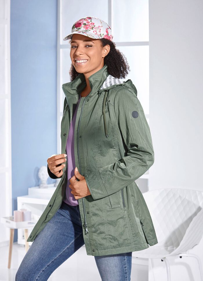Jacke mit Schub- und Rei&szlig;verschlusstaschen 