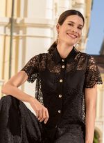 Spitzenbluse mit Hemdkragen 